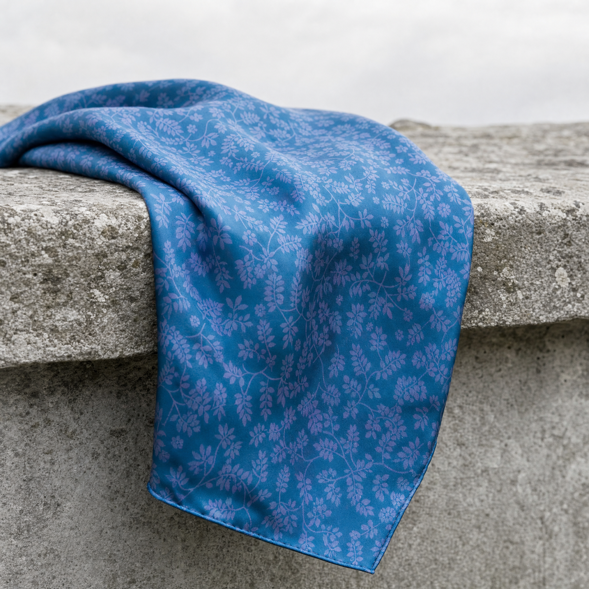 Ferozi Silk Cravat — 100% silk cravat, draped detail
